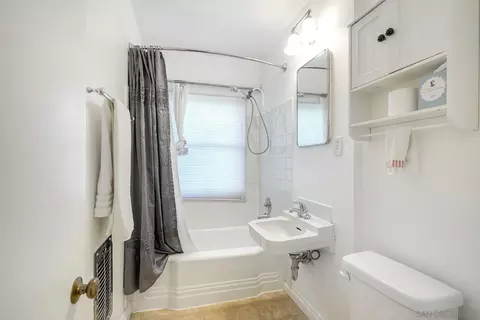 Bath - 8518 Chevy Chase Dr, La Mesa, CA 91941 photo 1 of 1