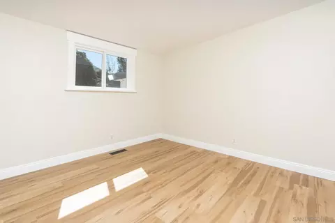 Bedroom - 12327 Lemon Crest Dr, Lakeside, CA 92040 photo 7 of 10