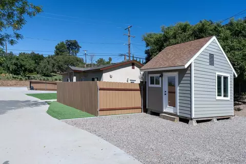 Exterior - 12327 Lemon Crest Dr, Lakeside, CA 92040 photo 14 of 20