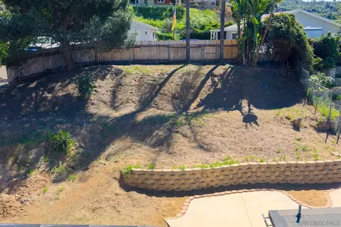 Exterior - 12327 Lemon Crest Dr, Lakeside, CA 92040 photo 17 of 20