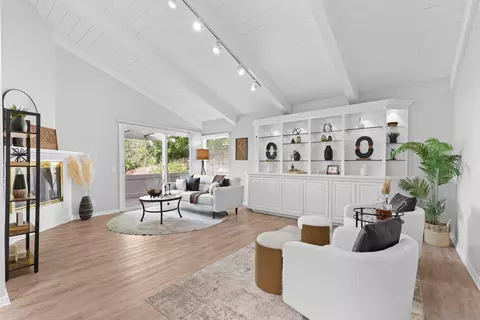 5673 Lake Murray Blvd #B, La Mesa, CA 91942