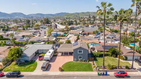 View/Area - 9722 Roe Dr, Santee, CA 92071 photo 3 of 9