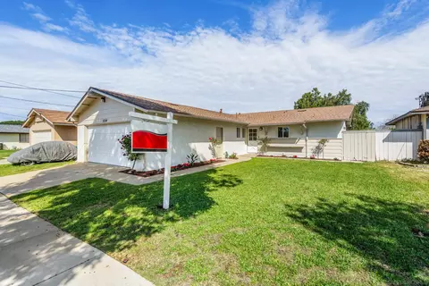 5354 Peyton Pl, San Diego, CA 92117