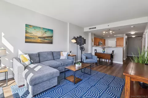 427 9th Ave #504, San Diego, CA 92101