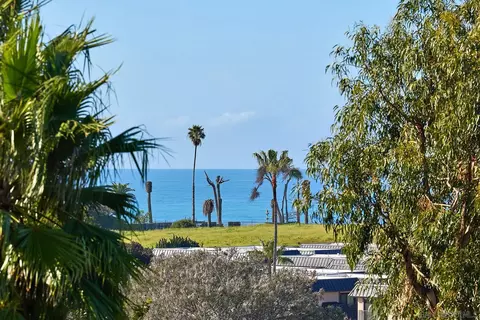 View/Area - 743 Marsolan Ave, Solana Beach, CA 92075 photo 2 of 8