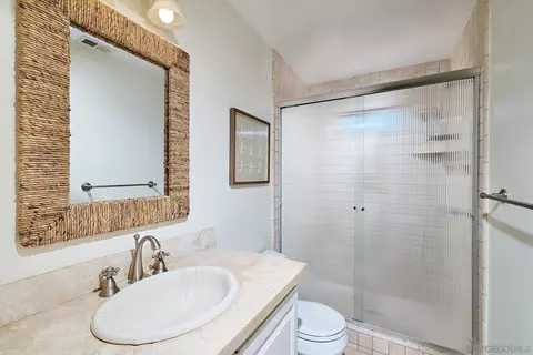 Bath - 743 Marsolan Ave, Solana Beach, CA 92075 photo 3 of 3