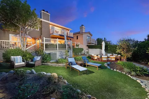 Exterior - 743 Marsolan Ave, Solana Beach, CA 92075 photo 5 of 15