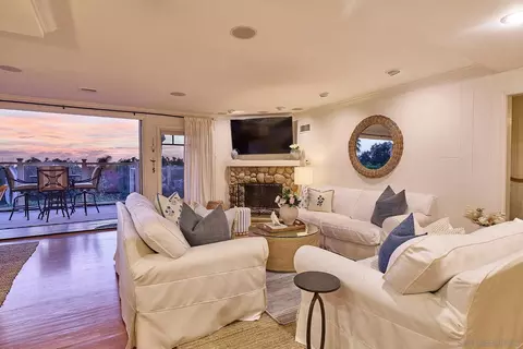 Living - 743 Marsolan Ave, Solana Beach, CA 92075 photo 1 of 3