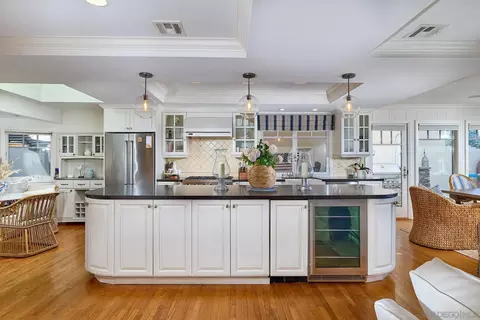 Kitchen - 743 Marsolan Ave, Solana Beach, CA 92075 photo 3 of 5