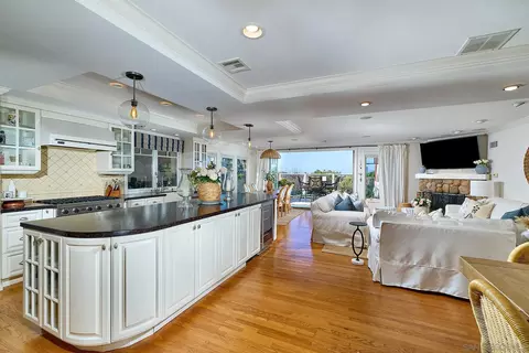 Kitchen - 743 Marsolan Ave, Solana Beach, CA 92075 photo 2 of 5