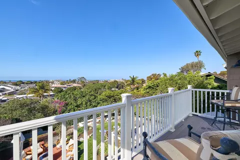 Exterior - 743 Marsolan Ave, Solana Beach, CA 92075 photo 11 of 15