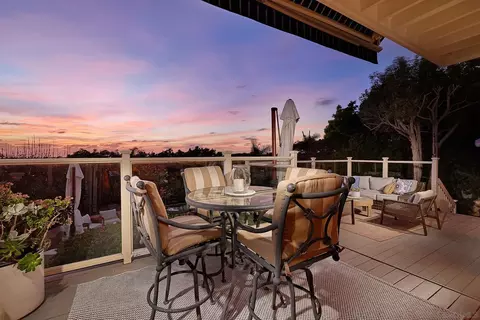 Exterior - 743 Marsolan Ave, Solana Beach, CA 92075 photo 8 of 15