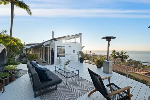 Exterior - 1705 Valdes Dr, La Jolla, CA 92037 photo 5 of 12
