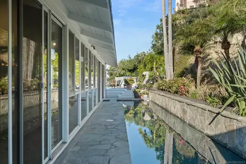 Exterior - 1705 Valdes Dr, La Jolla, CA 92037 photo 1 of 12