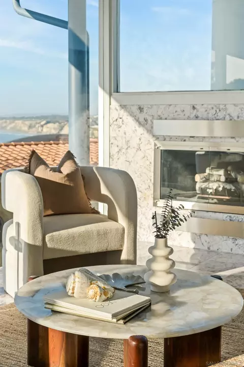Living - 1705 Valdes Dr, La Jolla, CA 92037 photo 7 of 13