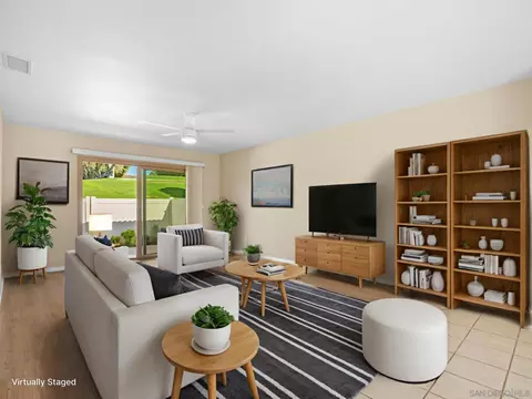 Living - 1822 Stanton Rd, Encinitas, CA 92024 photo 3 of 4