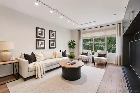206 Park Blvd #307, San Diego, CA 92101