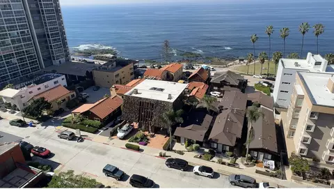 View/Area - 1010 S Coast, La Jolla, CA 92037 photo 1 of 4