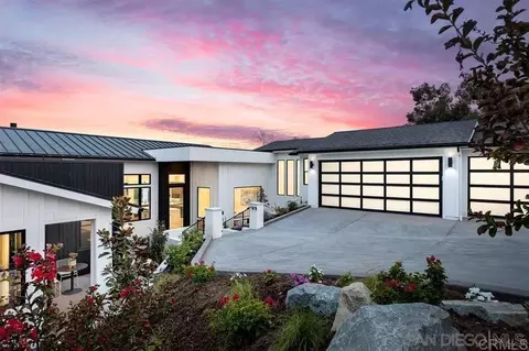 Exterior - 121 Avenida Esperanza, Encinitas, CA 92024 photo 2 of 11