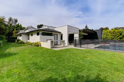 Exterior - 121 Avenida Esperanza, Encinitas, CA 92024 photo 11 of 11