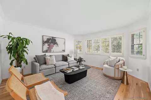 Living - 3132 Don Rolando, Escondido, CA 92025 photo 5 of 6
