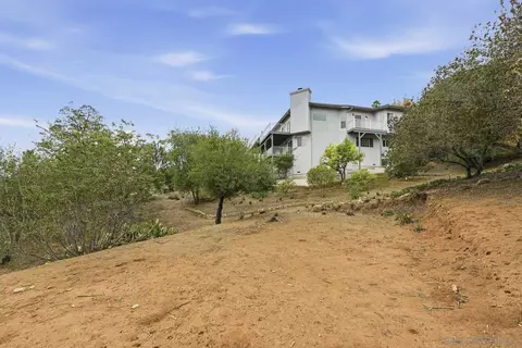 Exterior - 3132 Don Rolando, Escondido, CA 92025 photo 11 of 12