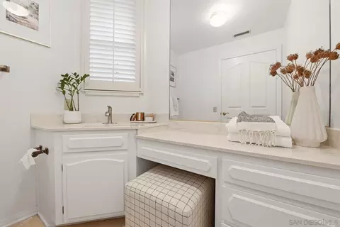 Bath - 3132 Don Rolando, Escondido, CA 92025 photo 1 of 6