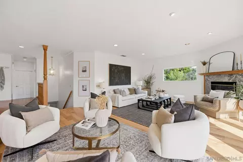 Living - 3132 Don Rolando, Escondido, CA 92025 photo 4 of 6