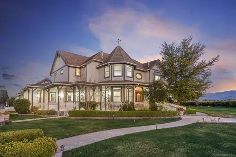 39650 Patagonia Ct, Temecula, CA 92591