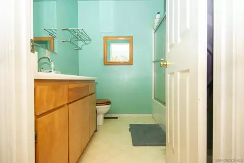Bath - 9897 Dyerville Loop Rd, Myers Flat, CA 95554 photo 1 of 2