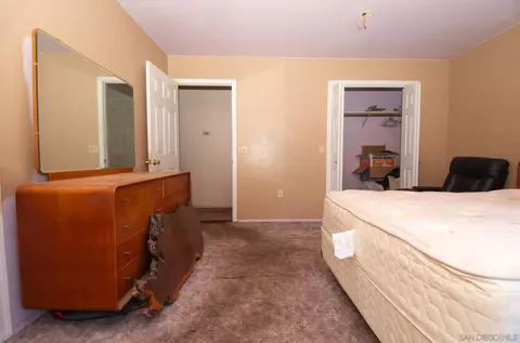 Bedroom - 9897 Dyerville Loop Rd, Myers Flat, CA 95554 photo 2 of 4