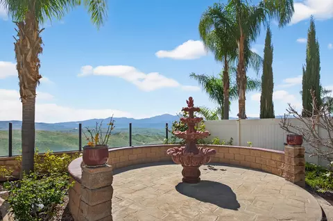 Exterior - 18410 Lakepointe Dr, Riverside, CA 92503 photo 8 of 11