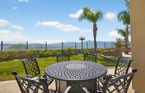Exterior - 18410 Lakepointe Dr, Riverside, CA 92503 photo 9 of 11