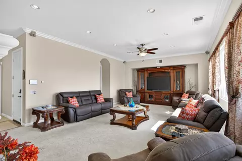 Living - 18410 Lakepointe Dr, Riverside, CA 92503 photo 5 of 7