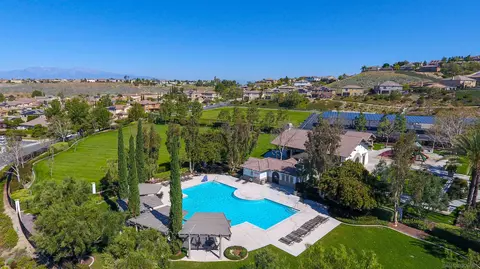 View/Area - 18410 Lakepointe Dr, Riverside, CA 92503 photo 6 of 6