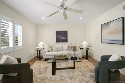 Living - 9152 Lakeview Rd, Lakeside, CA 92040 photo 2 of 3