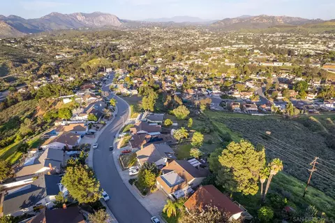 View/Area - 12455 Ridgeton Dr, Lakeside, CA 92040 photo 4 of 7