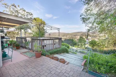Exterior - 12455 Ridgeton Dr, Lakeside, CA 92040 photo 6 of 8