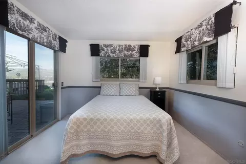 Bedroom - 12455 Ridgeton Dr, Lakeside, CA 92040 photo 6 of 6
