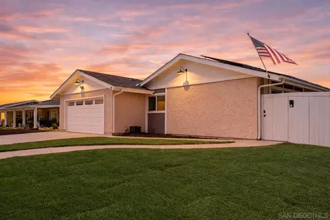 Exterior - 1217 Juliette Pl, Fallbrook, CA 92028 photo 1 of 10