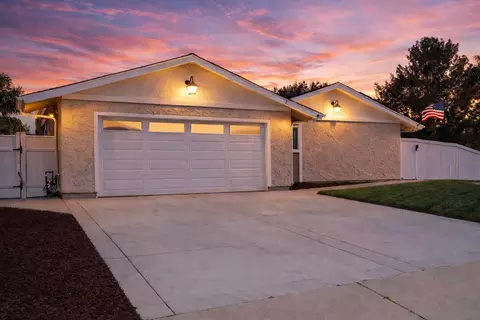 Exterior - 1217 Juliette Pl, Fallbrook, CA 92028 photo 2 of 10