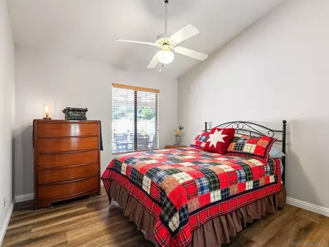 Bedroom - 16635 Shady Oaks Dr, Ramona, CA 92065 photo 4 of 5