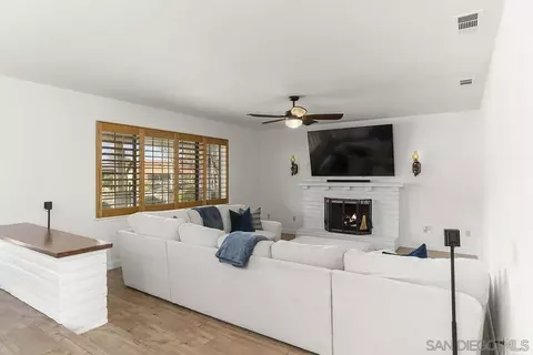 43860 Mandarin Dr, Hemet, CA 92544 photo 18
