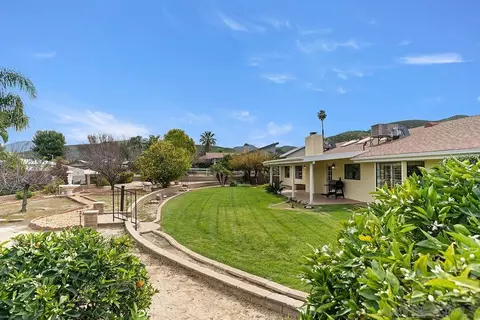 43860 Mandarin Dr, Hemet, CA 92544 photo 37