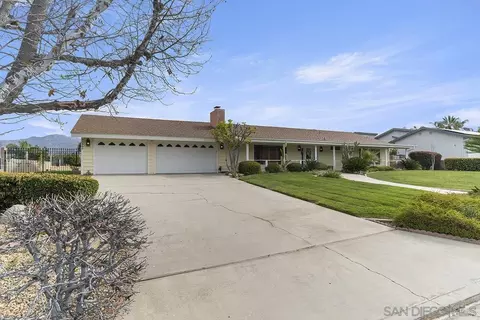 43860 Mandarin Dr, Hemet, CA 92544 photo 5
