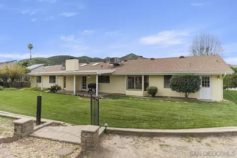 43860 Mandarin Dr, Hemet, CA 92544 photo 38