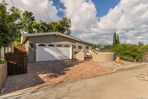 Exterior - 8170 Laird St, La Mesa, CA 91942 photo 23 of 25