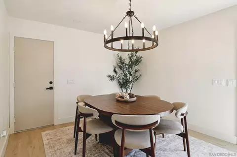 Dining - 2016 Oak Hill Dr, Escondido, CA 92027 photo 2 of 2