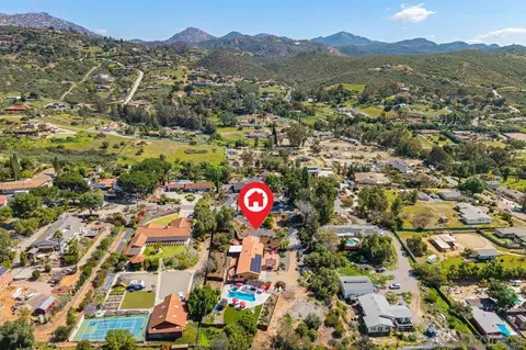 View/Area - 14284 Hacienda Ln, Poway, CA 92064 photo 2 of 7