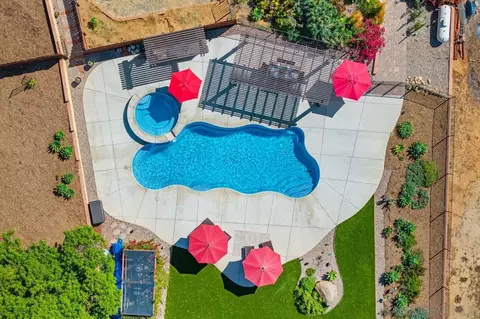 Exterior - 14284 Hacienda Ln, Poway, CA 92064 photo 4 of 26
